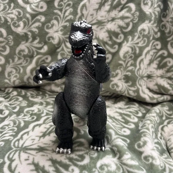 RARE GODZILLA MONSTER ACTION FIGURE 9” Black & Silver New - Picture 2 of 3